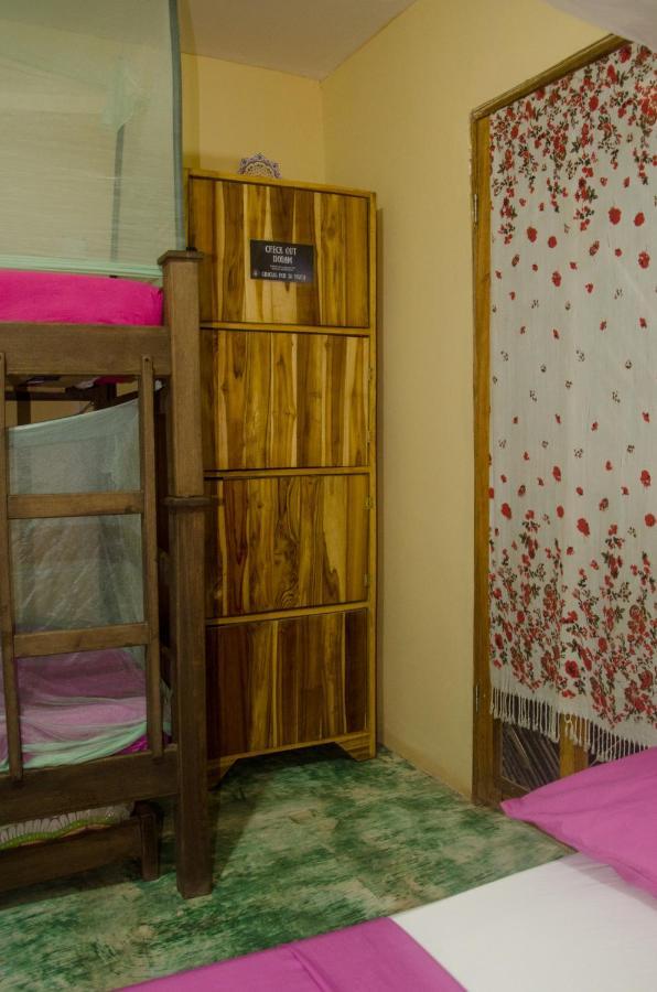 Hostal Corazon De Tagua Паломино Экстерьер фото